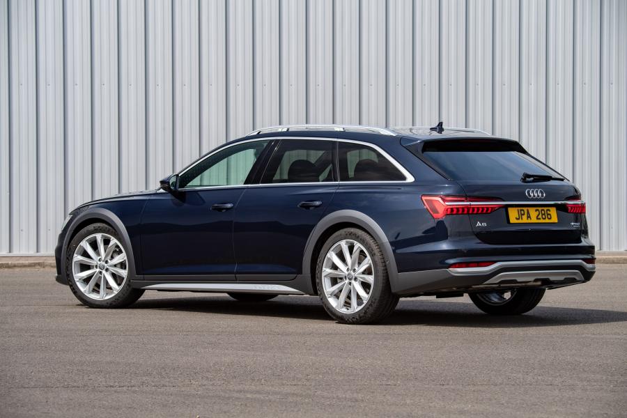  Audi A6 50 TDI Allroad Quattro 2019 года  (UK) (фото 24 из 40)